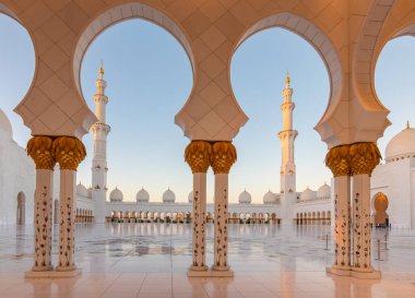 ABU DHABI, UNITED ARAB EMIRATES, November 29, 2017:Detail of Sheikh Zayed Grand Mosque architecture.