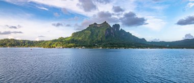 Panoramic view of mount Otemanu on the Island of Bora Bora, French Polynesia.