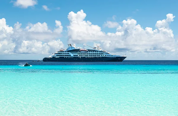 Assumption Island Seychelles March 2023 Luxury Cruise Ship Jacques Cartier — 图库照片