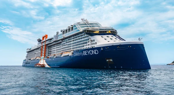 Mediterranean Mar Julho 2022 Celebrity Cruise Ship Além Navegar Oceano — Fotografia de Stock