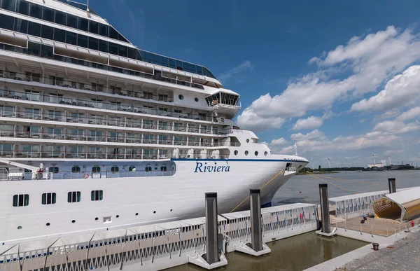 Antwerp Belgien Juli 2023 Kryssningsfartyg Oceanien Riviera Dockas Hamnen Antwerpen — Stockfoto