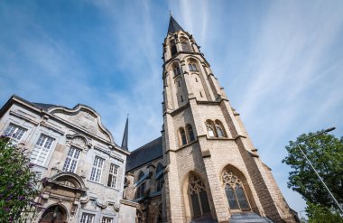 Kutsal Haç Kilisesi, Aachen 'de bir Roma Katolik kilise binası..