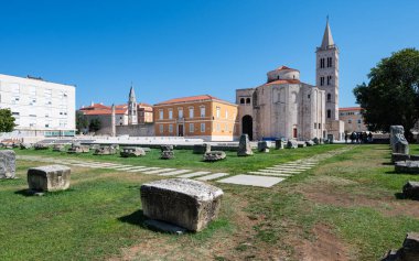 Hırvatistan 'ın Zadar kentindeki tarihi binalar.