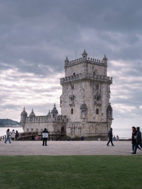 Belem Kulesi (Saint Vincent Kulesi) Lizbon 'da. Lizbon 'da (Portekiz) antik askeri takviye. Lizbon 'daki UNESCO Dünya Mirası.