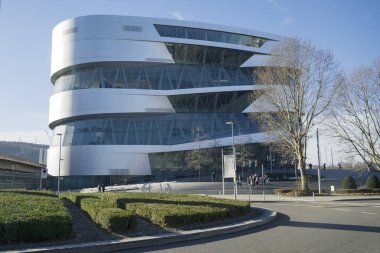 STUTTGART, GERMANY - 13 Aralık 2017: Stuttgart 'taki Mercedes-Benz Müzesi. 