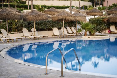 Kyllini, Peloponnesos, Yunanistan - 17 Haziran 2024: Yunanistan 'daki Grecotel Lüks Oteli. Olympia Riviera çocuk yüzme havuzu.