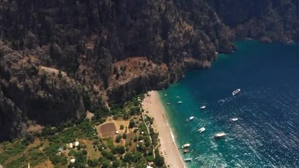 Vista Aérea Del Valle Mariposa Oludeniz Turquía Mar Mediterráneo Playa — Vídeos de Stock
