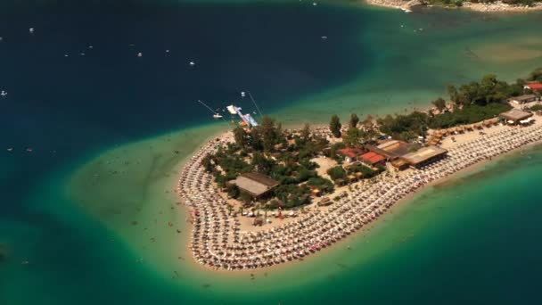 Légi Kilátás Strandra Blue Lagoon Oludeniz Törökország Földközi Tengeri Nyilvános — Stock videók