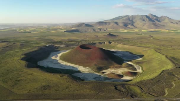 Vista Aérea Lago Cratera Meke Turquia Uma Paisagem Vulcânica Adormecida — Vídeo de Stock