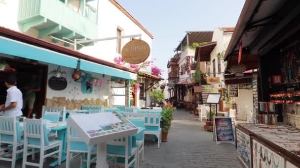 Kas Antalya Turkey May 2022 Narrow Street Restaurants Old Medanean — стоковое видео