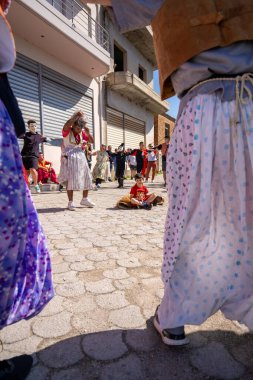 Arnavutluk 'un Vlora kenti - 5 Mayıs 2024: Arnavutluk' un Vlora kasabasında Paskalya festivali