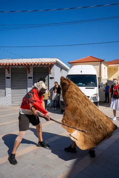 Arnavutluk 'un Vlora kenti - 5 Mayıs 2024: Arnavutluk' un Vlora kasabasında Paskalya festivali