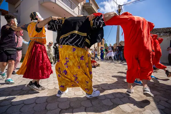 Arnavutluk 'un Vlora kenti - 5 Mayıs 2024: Arnavutluk' un Vlora kasabasında Paskalya festivali