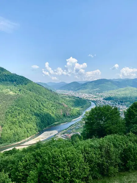 Ukrayna dağlarının manzarası