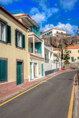 Camara de Lobos şehir merkezi, Madeira, Portekiz Şubat ayındaki güneşli kış günü