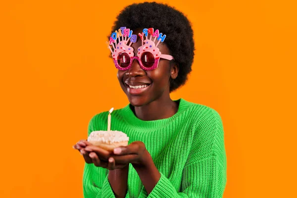African American Young Woman Afro Hair Styling Funny Glasses Happy — Stock Photo, Image