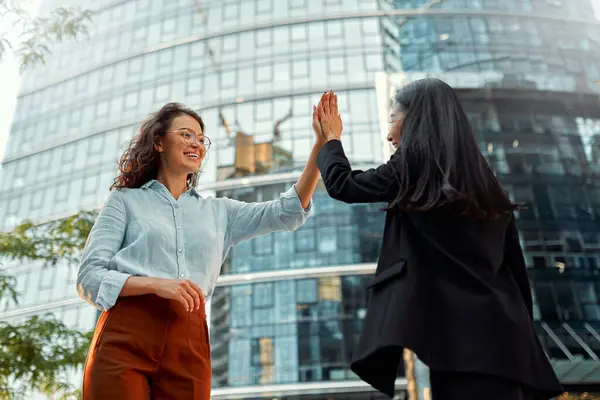 Team Successful Business Women Different Races High Five Each Other — Stock Photo, Image