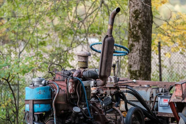 Viejos Detalles Del Tractor Oxidado Primeros Planos Cubiertos Óxido Polvo —  Fotos de Stock