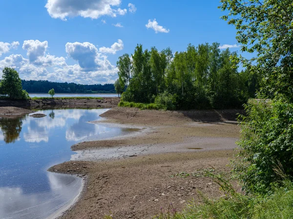 Drained River Bed Water Summer Cloud Reflections — Stock Photo, Image