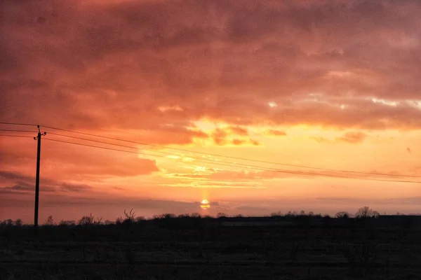 Schöner Sonnenuntergang Über Dem Himmel — Stockfoto