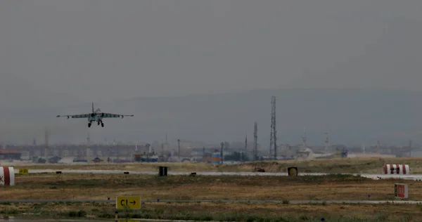 Konya Turkey June 2022 Fighter Bomber Military Aircraft Lands Airport — Stock Photo, Image