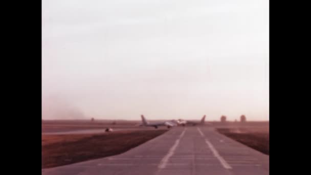 Сша Приблизно 1950 Році Військовий Аеропорт Сша Часів Холодної Війни — стокове відео