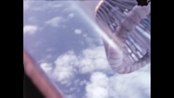 Hava Yakıt Sepetine Savaş Uçağı Jet Pilotu Bakış Açısından Savaş — Stok video