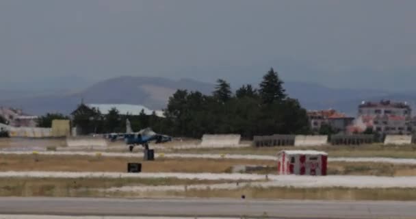 Konya Turkey Ιούνιος 2022 Στρατιωτικό Αεροπλάνο Του Ναγκόρνο Καραμπάχ Καφέ — Αρχείο Βίντεο