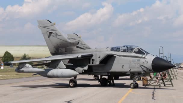 Ghedi Italien September 2022 Moderne Überschall Kampfflugzeuge Auf Einem Militärflughafen — Stockvideo