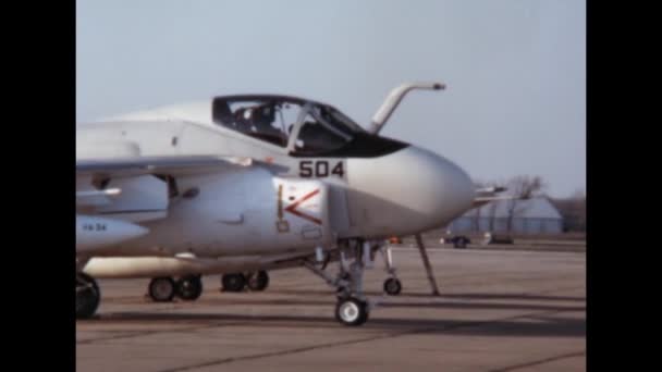Aviões Ataque Marinha Dos Estados Unidos Estacionados Vista Panorâmica Grumman — Vídeo de Stock