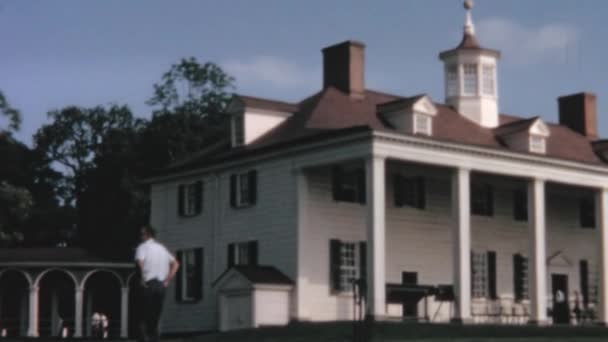 ジョージ ワシントンはマウントバーノンの歴史ある家だった ジョージとマーサ ワシントンの家 ワシントンDcの南13マイルに位置しています 1960年のアーカイブ映像 — ストック動画