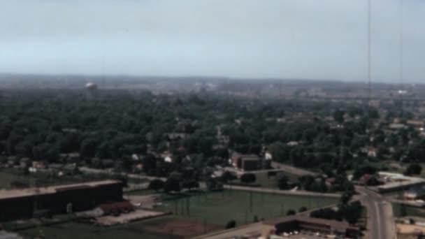 尼亚加拉半岛地区 加拿大尼亚加拉瀑布和纽约的全景空中城市景观 1960年的怀旧镜头 — 图库视频影像