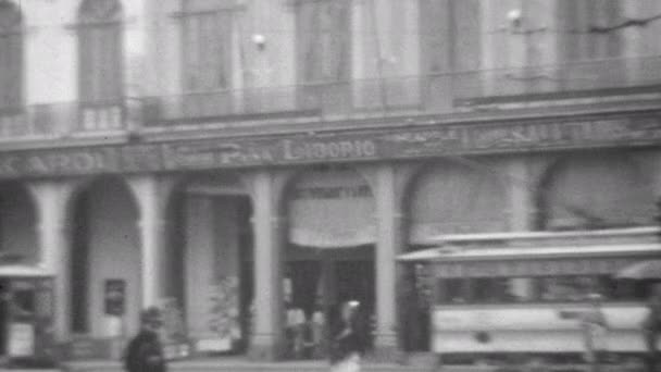 1930 아바나 비에자 역사적 건물의 일부이다 Archival 사람들은 빈티지 이용합니다 — 비디오