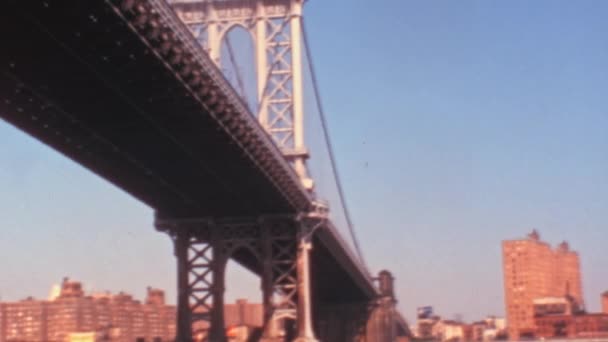 Pylône Acier Pont Suspendu Bas Trafic Sur Chaussée New York — Video