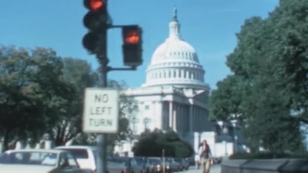 Capitólio Dos Estados Unidos Vintage 1970 Filmagem Ponto Vista Pov — Vídeo de Stock