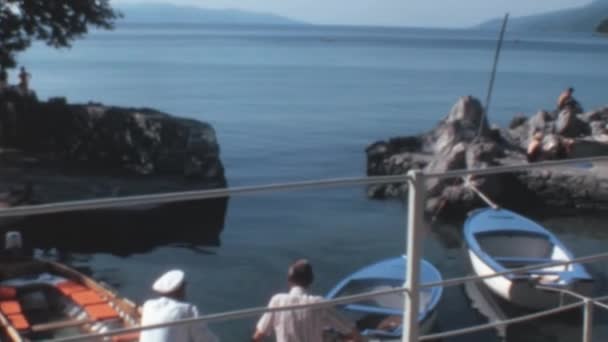1970 Opatija Croácia Foi Polo Movimentado Vida Local Relaxamento Pesca — Vídeo de Stock
