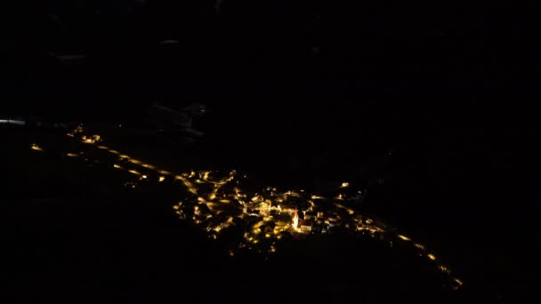 Pequena Cidade Iluminada Noite Timelapse Vista Aérea Uma Noite Inverno — Vídeo de Stock