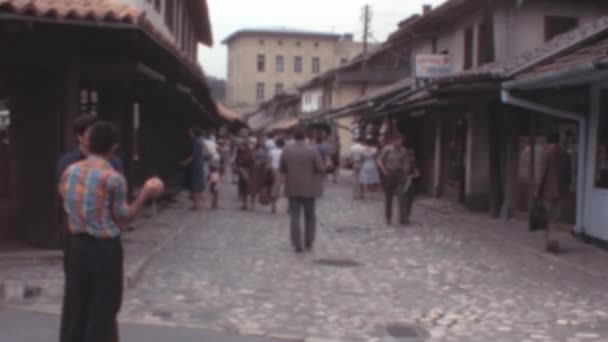 Bakovica Huvudgatan Sarajevo Stari Grad Centrum 1970 Talets Arkivfilm Digitaliserad — Stockvideo