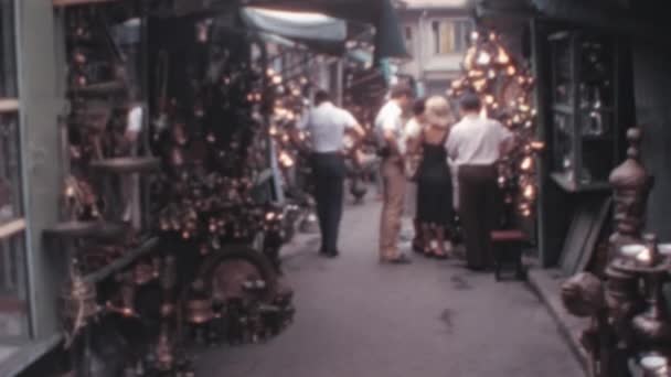 Old Bazar Mostar Kujundziluk Ateliere Coppersmiths Turiști Stradă Vintage 1970 — Videoclip de stoc