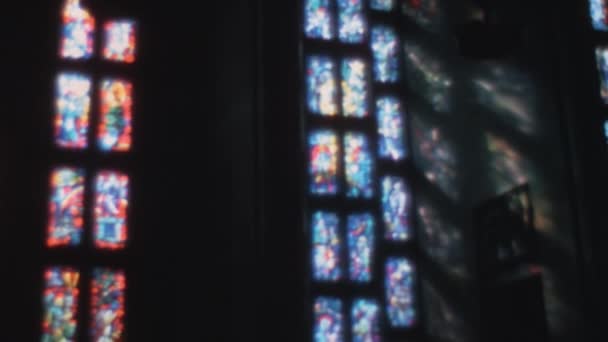 Baltimore Maryland Deki Kraliçemiz Mary Katedrali Nin Renkli Camlı Pencerelerinin — Stok video