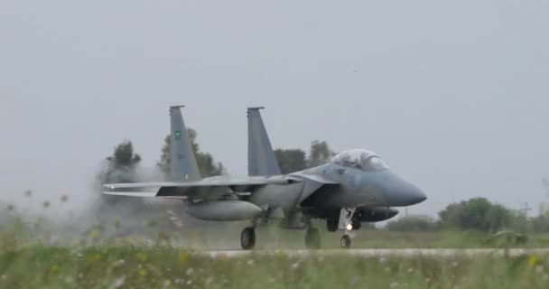 Mcdonnell Douglas Jato Caça Águia Força Aérea Arábia Saudita Decolando — Vídeo de Stock