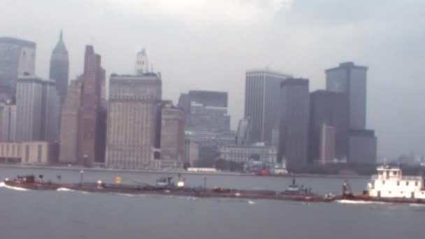 New York 1970S Archival Footage Boats Cruise Ships Sailing Famous — Stock Video