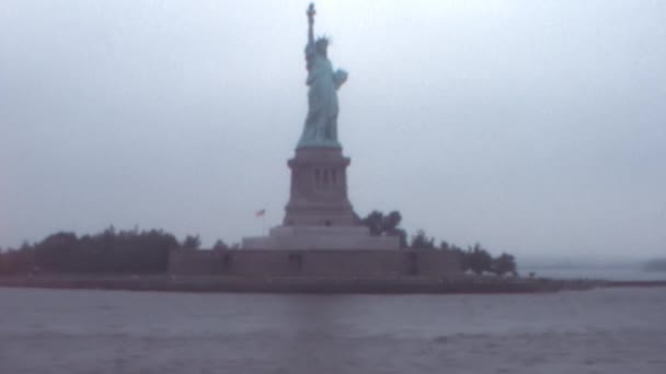 Vintage Video Captured While Riding Staten Island Ferry State Liberty — Stock Video