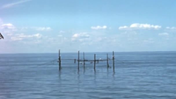 Fisherman Net Sur Still Water Moon Beach Wisconsin Madison Lake — Video