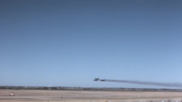 Cumhuriyet 105 Thunderchief Birleşik Devletler Hava Kuvvetleri Usaf Eşsiz Heyecan — Stok video