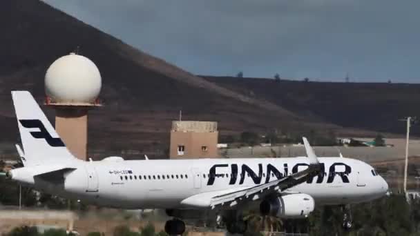 Gran Canaria Ottobre 221 Close Airbus A321 Finnair Passenger Airliner — Video Stock
