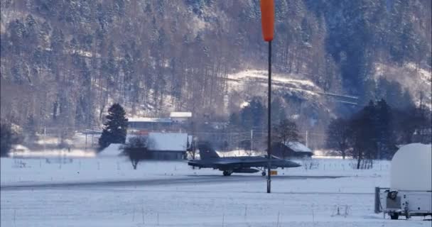 Meiringen Switzerland January 2023 Swiss Air Force Hornet Fighter Jet — Stock video