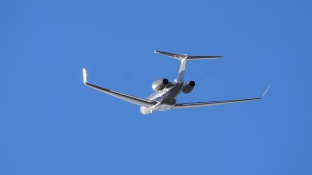 Payerne Suíça Janeiro 2024 Formas Aerodinâmicas Elegantes Jetliner Executivo Brilham — Vídeo de Stock