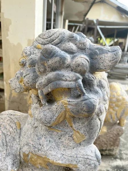 Statue Lion Dans Ville — Photo