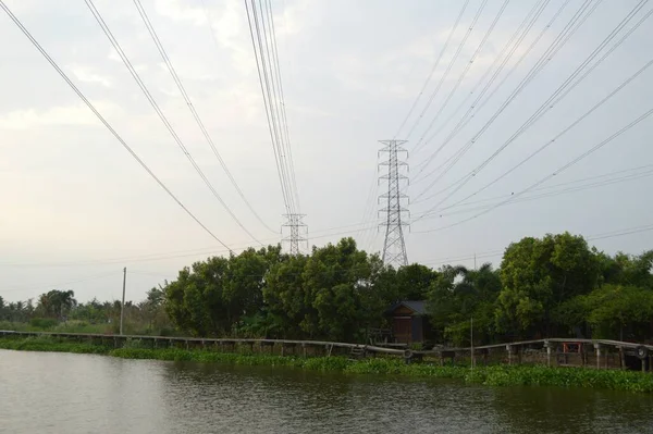 High Voltage Power Lines River — Stock Photo, Image
